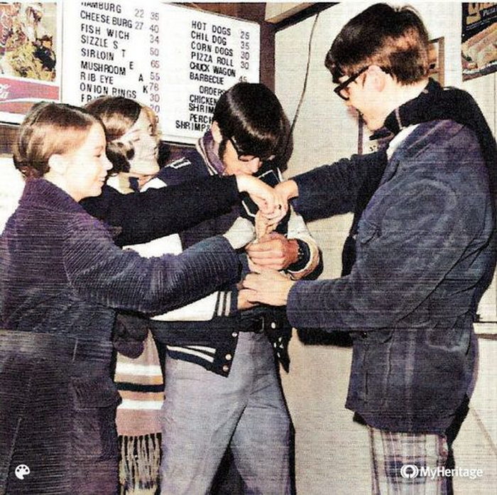 Raeths Drive-In - From Bruce Elliott On Facebook (newer photo)